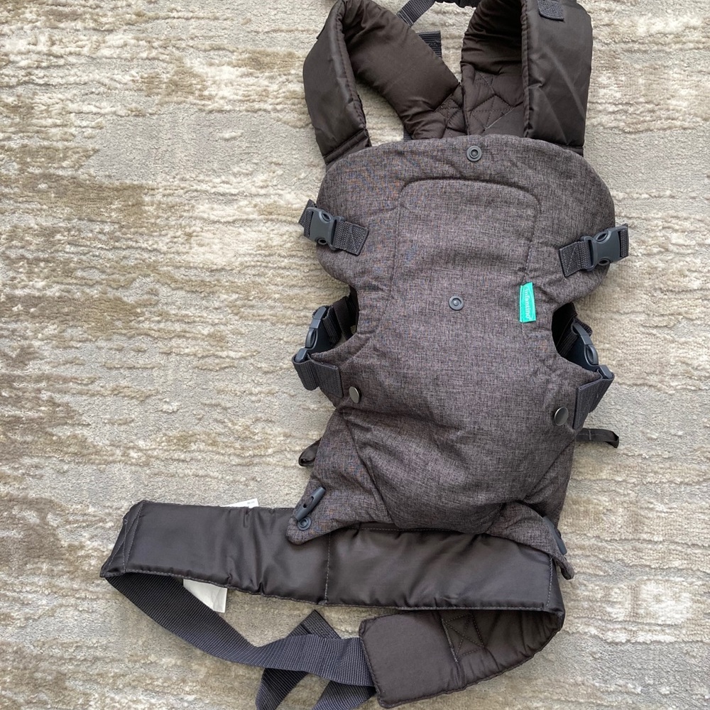 Infantino 4-in-1 baby carrier
